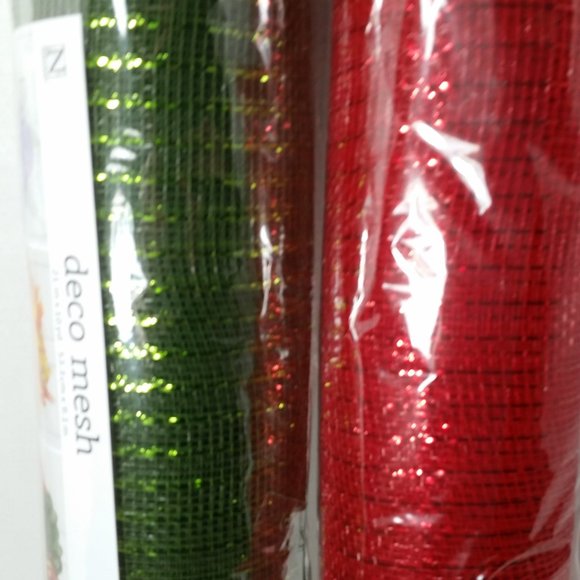 Red Green Deco Mesh 21" Wreaths Crafts 2 Rolls Christmas - Picture 2 of 6